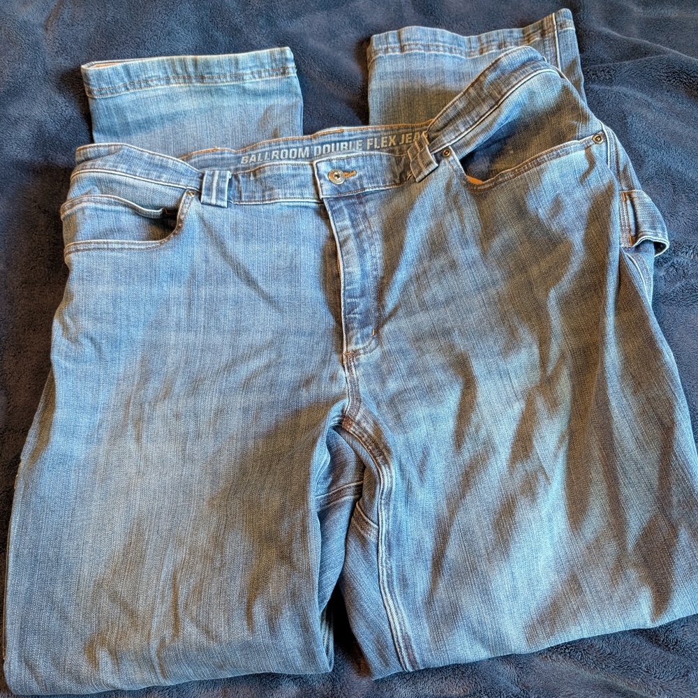 Duluth Trading Co Relaxed Fit Light Blue Jeans